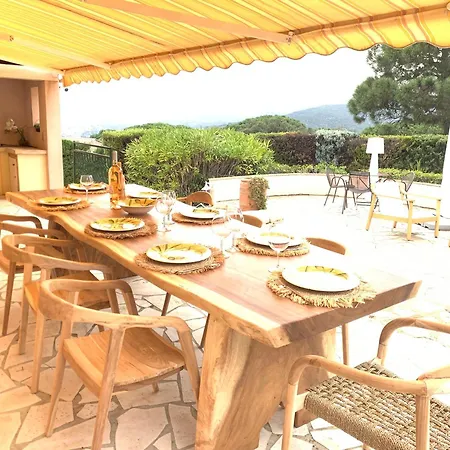 Bellevue Maxime Un Ecrin De Verdure Au Coeur Du Semaphore Piscine Xxl 別荘