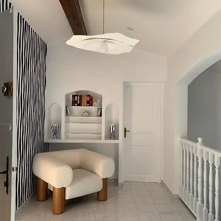 Tatil Evi Bellevue Maxime Un Ecrin De Verdure Au Coeur Du Semaphore Piscine Xxl Sainte-Maxime