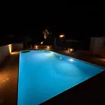 Bellevue Maxime Un Ecrin De Verdure Au Coeur Du Semaphore Piscine Xxl بيت للعطل