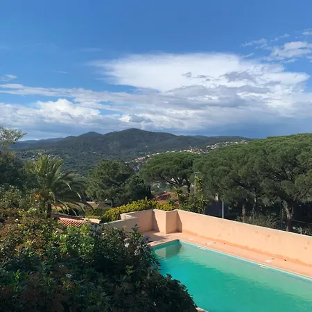 Bellevue Maxime Un Ecrin De Verdure Au Coeur Du Semaphore Piscine Xxl בית נופש *