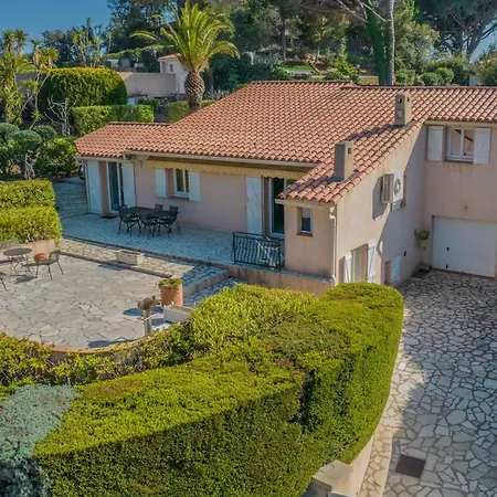 Bellevue Maxime Un Ecrin De Verdure Au Coeur Du Semaphore Piscine Xxl